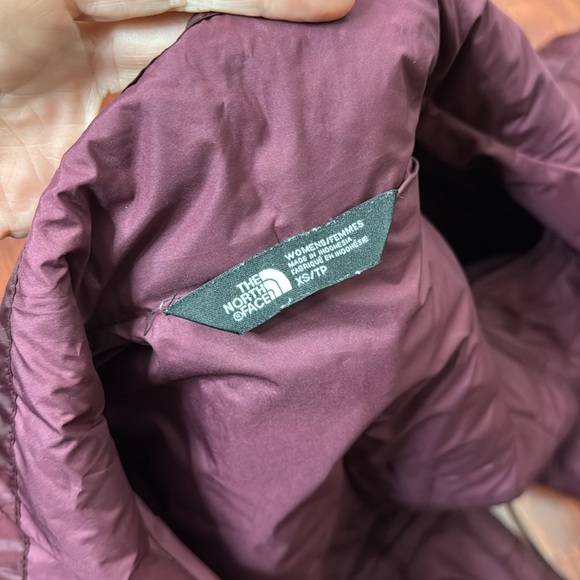 The north face women’s maroon jacket coat size XS - Picture 5 of 7